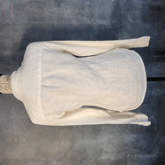 Victorian Style Linen Blouse - Picture 4 of 5